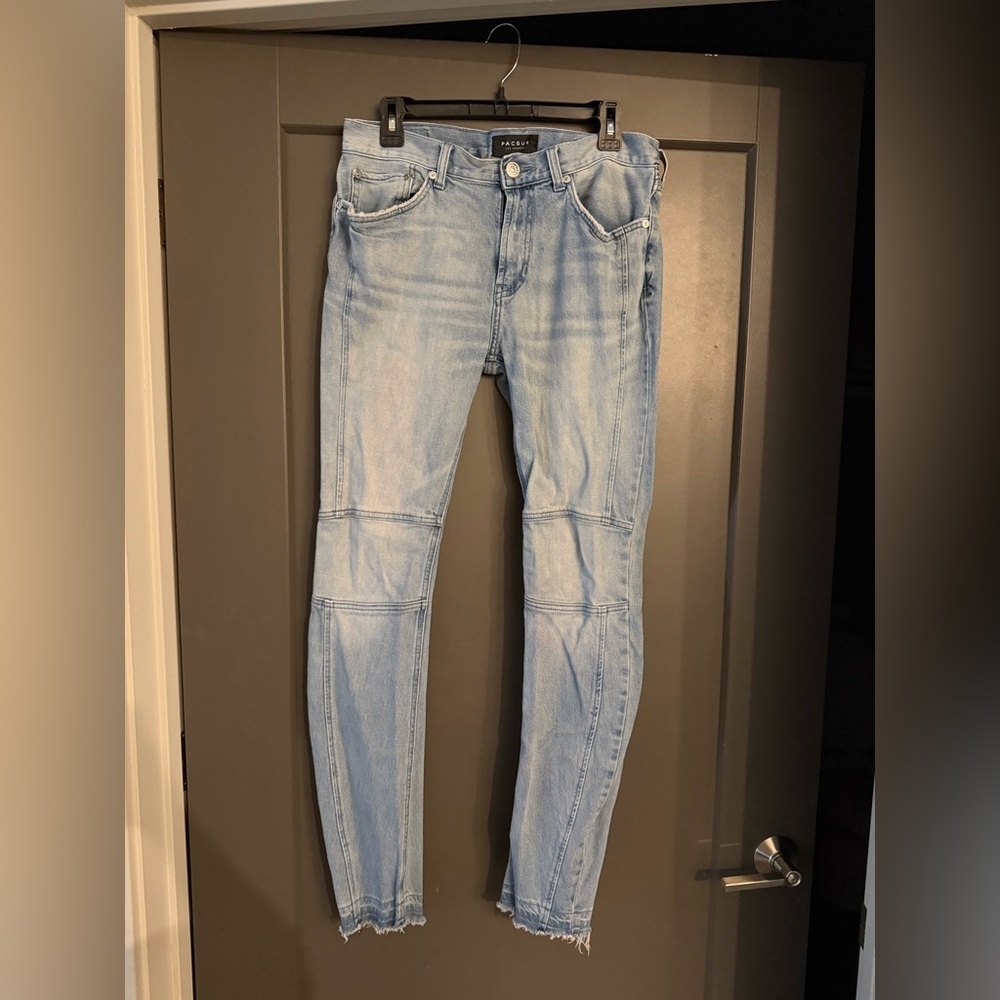 PacSun Men’s Light Confort Stretch Stack Blue Skinny Jeans 32x32